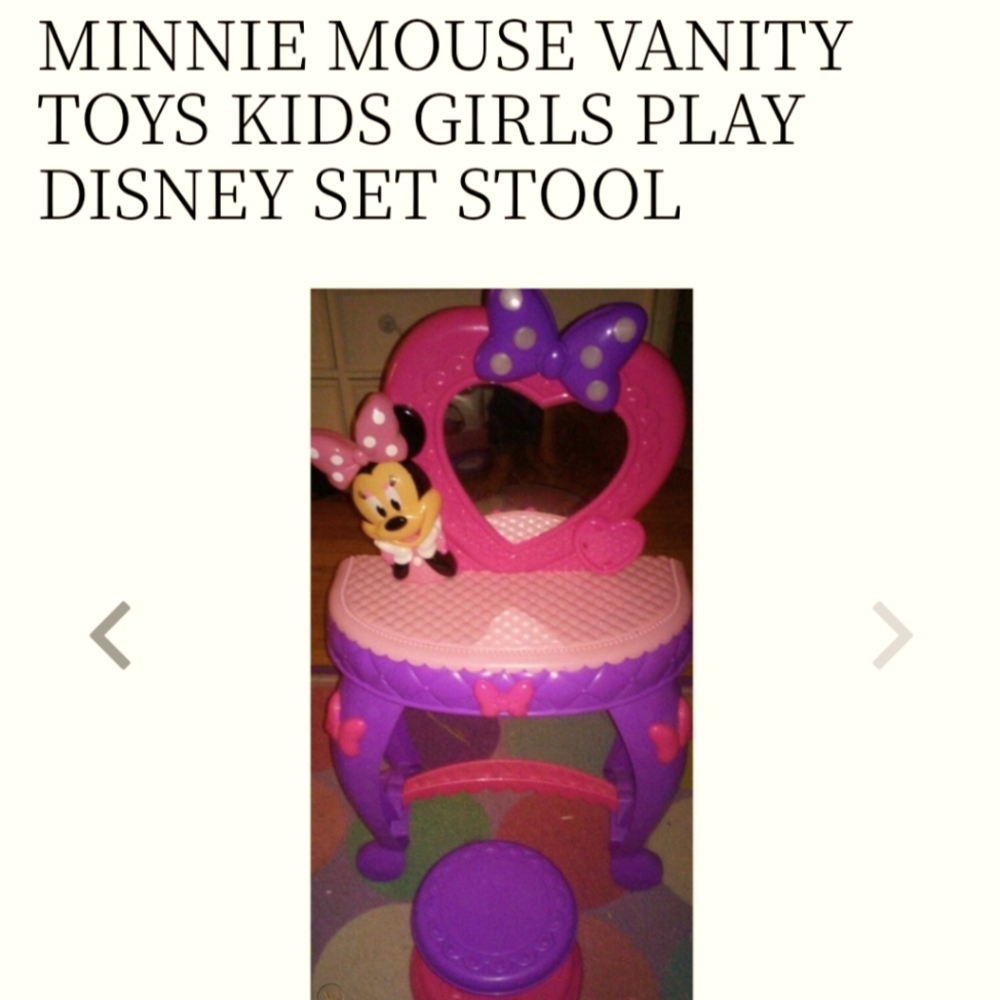 Minnie mouse vanity table and stooll